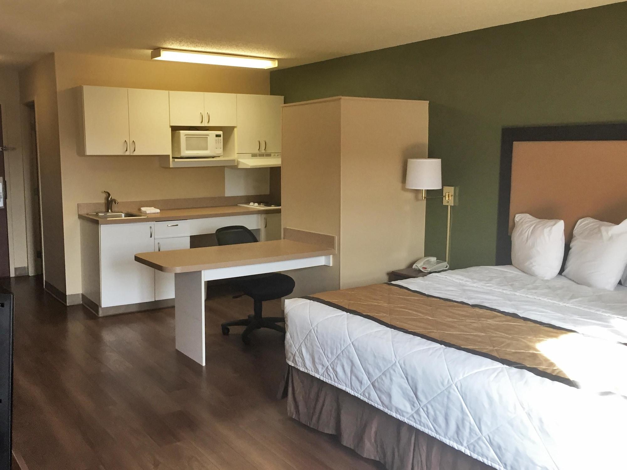 Extended Stay America Select Suites - Detroit - Novi - Haggerty Road Northville Екстер'єр фото