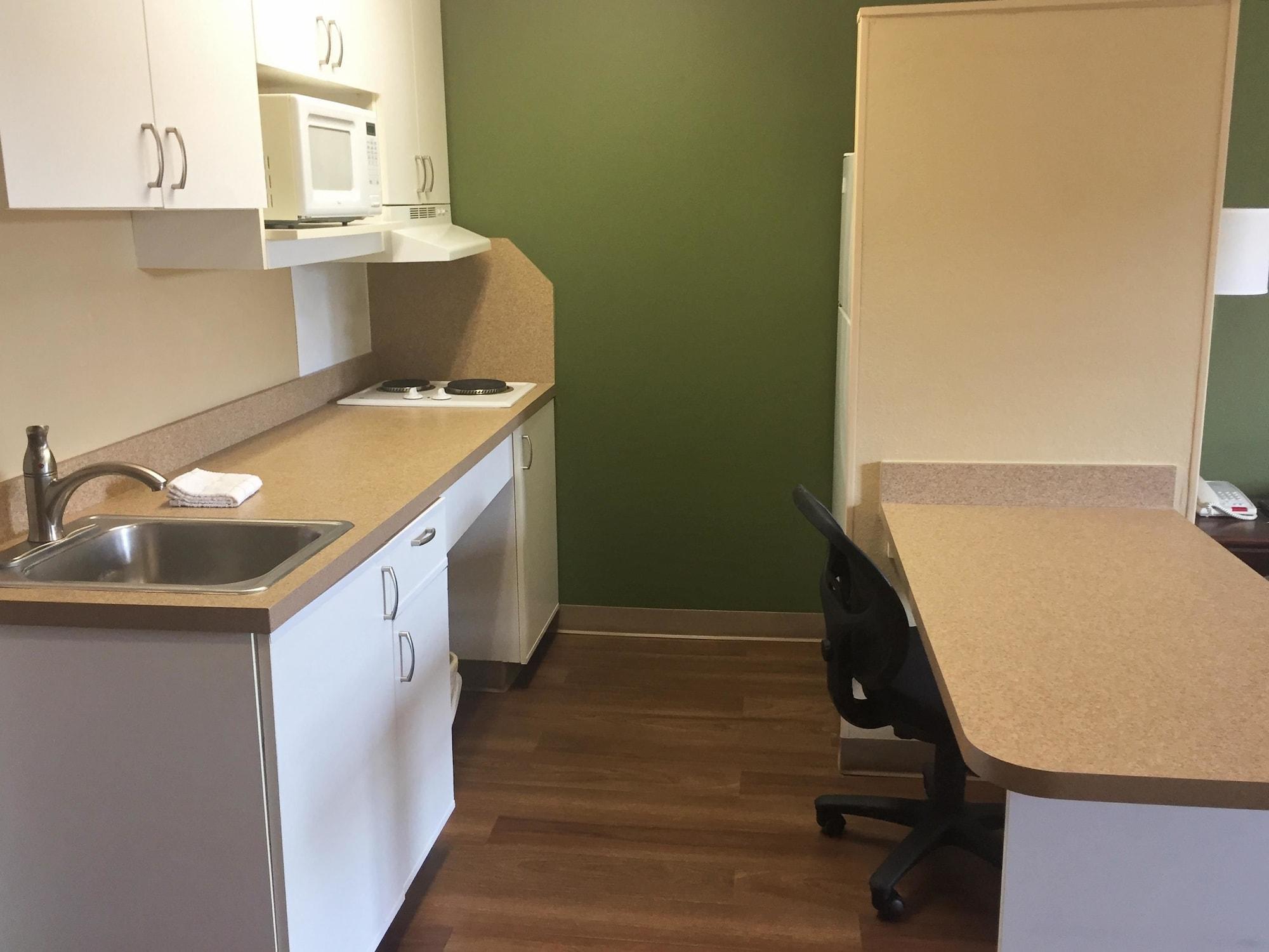 Extended Stay America Select Suites - Detroit - Novi - Haggerty Road Northville Екстер'єр фото