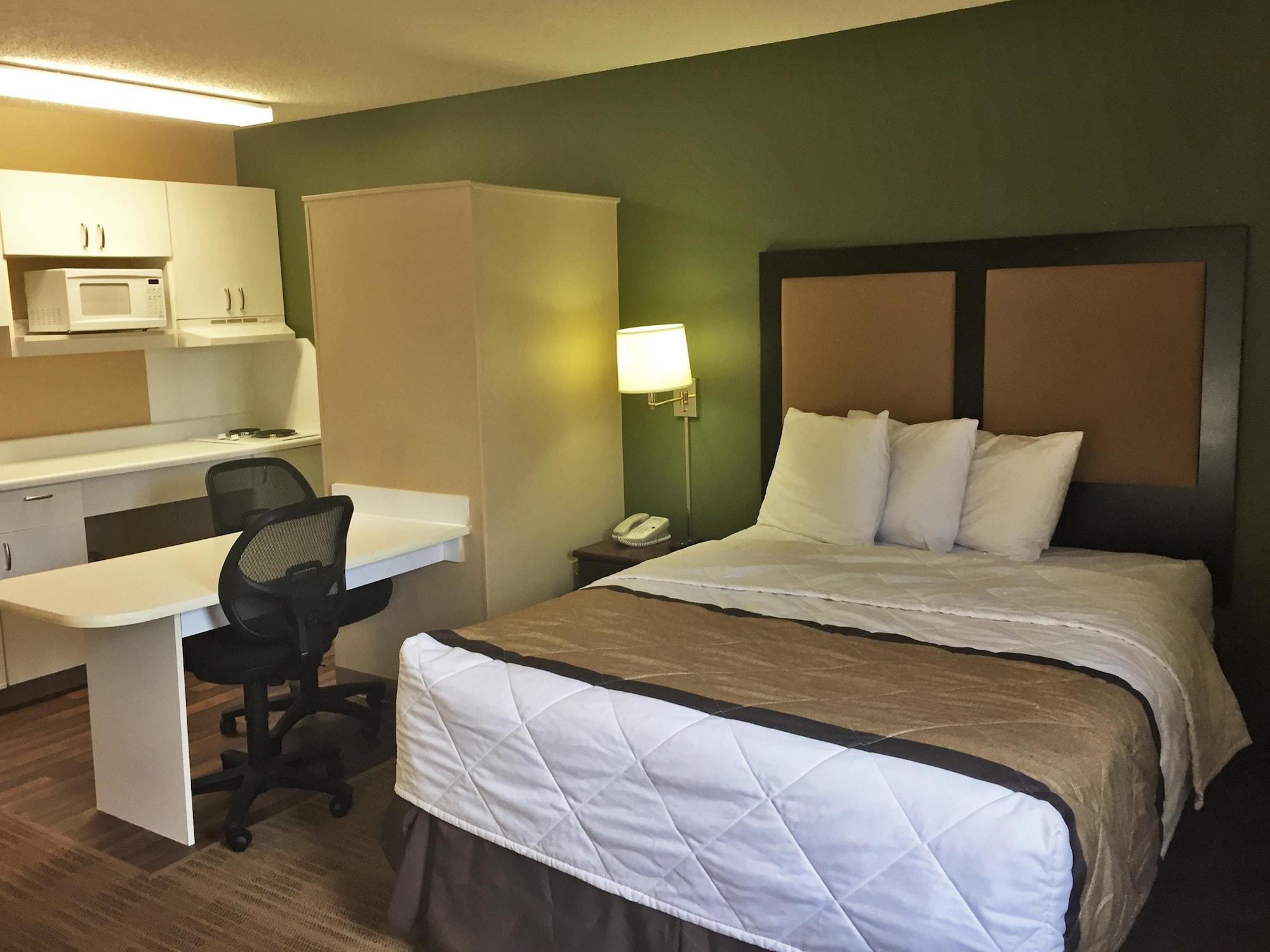 Extended Stay America Select Suites - Detroit - Novi - Haggerty Road Northville Екстер'єр фото