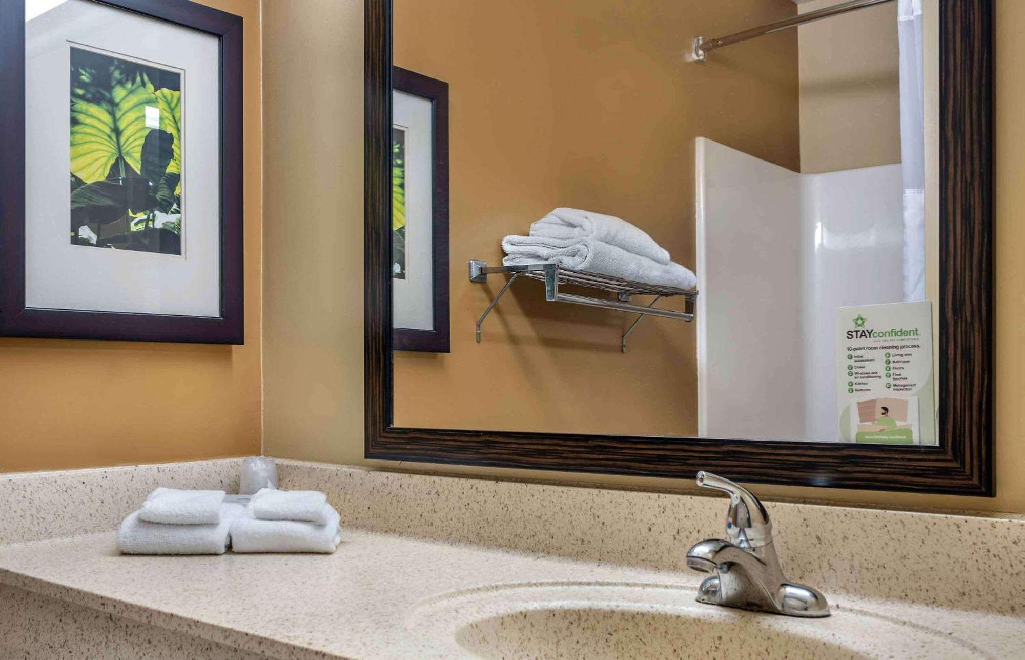 Extended Stay America Select Suites - Detroit - Novi - Haggerty Road Northville Екстер'єр фото
